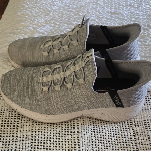 Skechers Men's Gray Slip-In Shoes - Picture 6 of 7